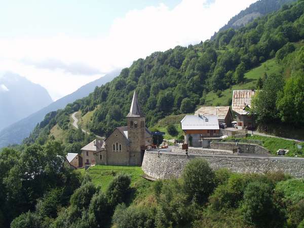 fichier 20020829_1438_vue_eglise-0.jpg