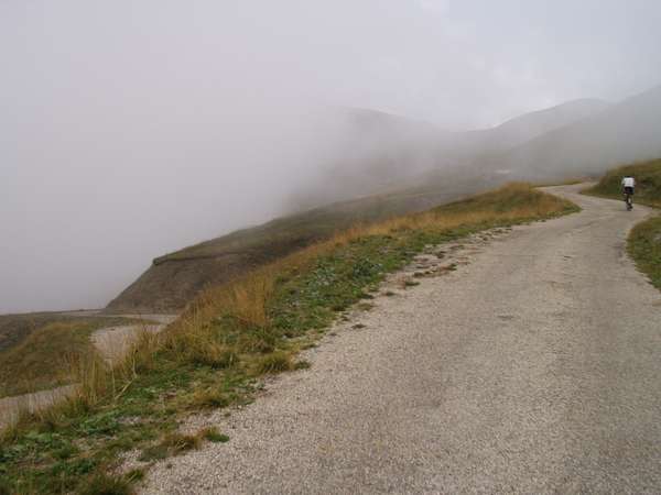 fichier 20020829_1720_trou_dans_nuages-0.jpg