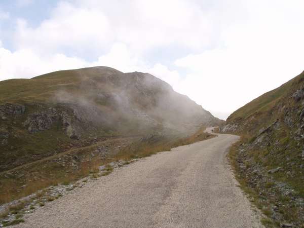 fichier 20020829_1723_route_ciel_bleu-0.jpg