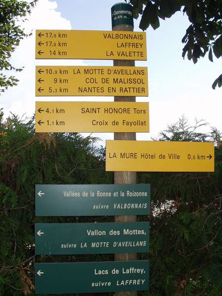 fichier 20020831_1247_la_mure_flash_shq-0.jpg