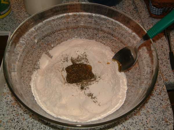 fichier 20040102_1653_250grsfarine_huile_olive_herbes-0.jpg