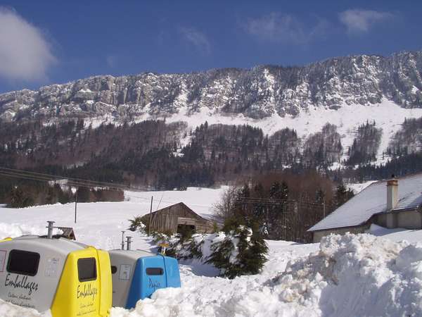 fichier 20050313_1437_003col_romeyere_vue_est-0.jpg