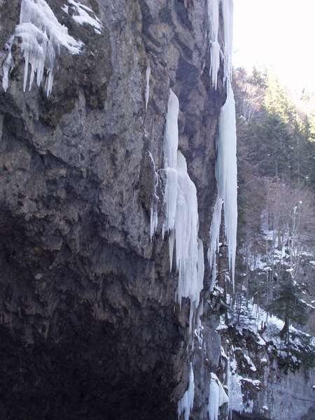 fichier 20050313_1542_001route_d531_neige_glacons-0.jpg