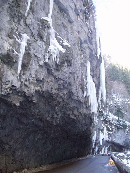 fichier 20050313_1542_002route_d531_neige_glacons-0.jpg