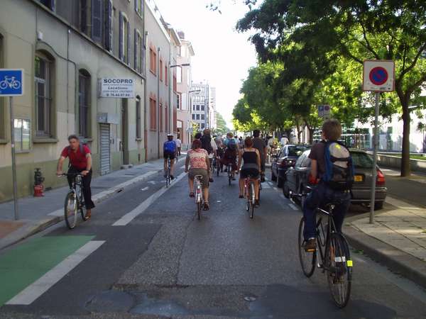 fichier 20050526_1818_003rue_pierre_semard-0.jpg