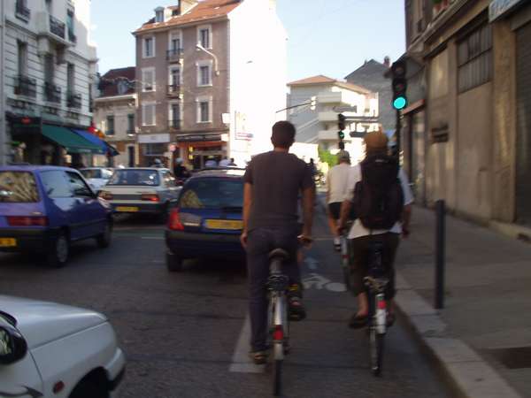 fichier 20050526_1838_retour_rue_diderot-0.jpg