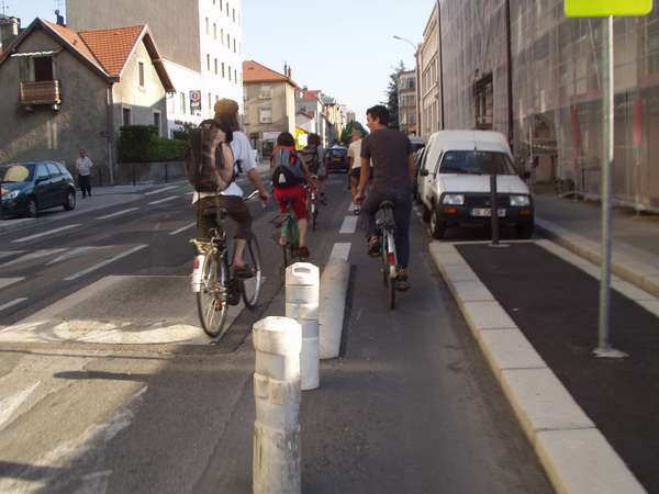 fichier 20050526_1840_001rue_ampere-0.jpg