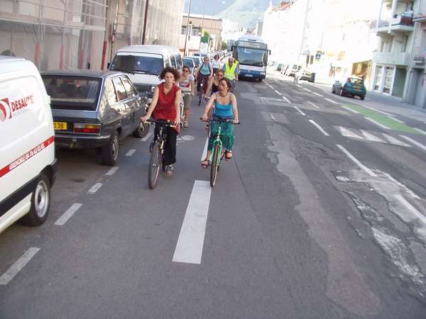 fichier 20050526_1840_002rue_ampere-0.jpg