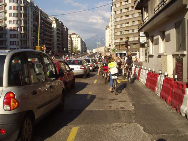 fichier 20050526_1849_002grands_boulevards-0.jpg