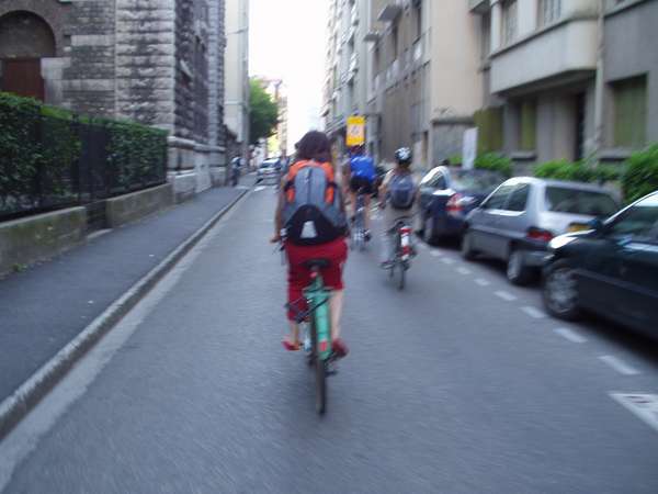 fichier 20050526_1904_003grenoble_poste-0.jpg