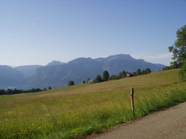 fichier 20050611_0808_002d28_vers_col_croix_1000martyrs_vue_chartreuse-0.jpg