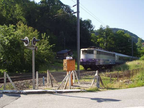 fichier 20050611_0904_la_bridoire_train-0.jpg