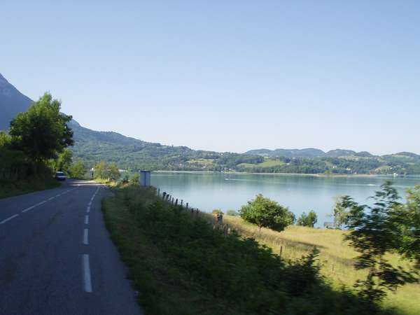 fichier 20050611_0936_001d921_lac_aiguebellette-0.jpg