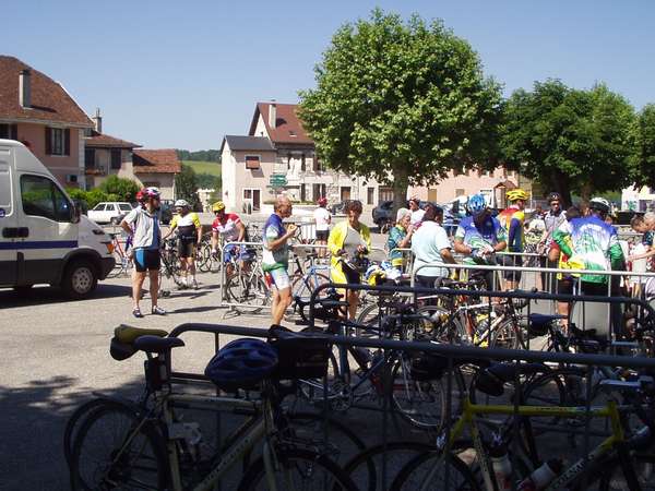 fichier 20050611_1044_002ravito_les_echelle-0.jpg