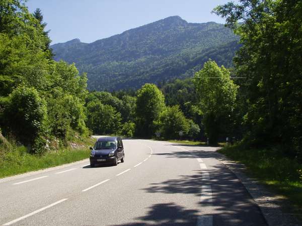 fichier 20050611_1143_n6_vers_col_de_couz-0.jpg