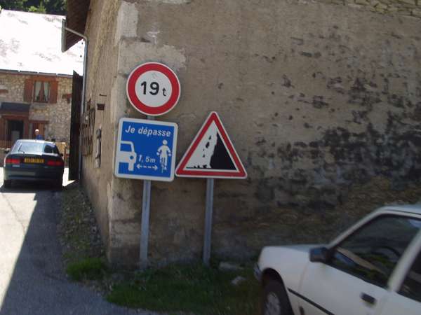 fichier 20050611_1155_003d45_vers_col_des_egaux-0.jpg