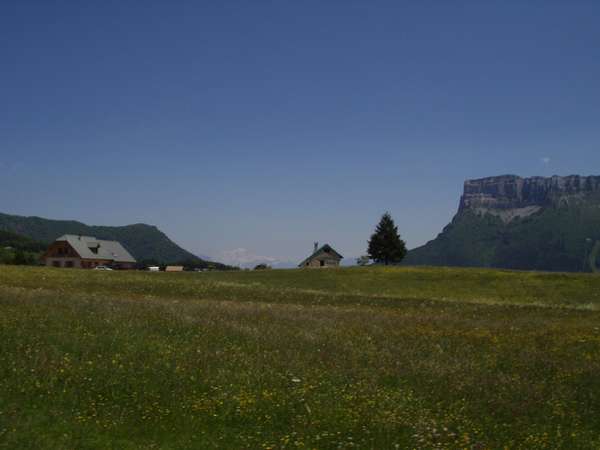 fichier 20050611_1310_d45_col_de_la_cluse_vue_montblanc-0.jpg