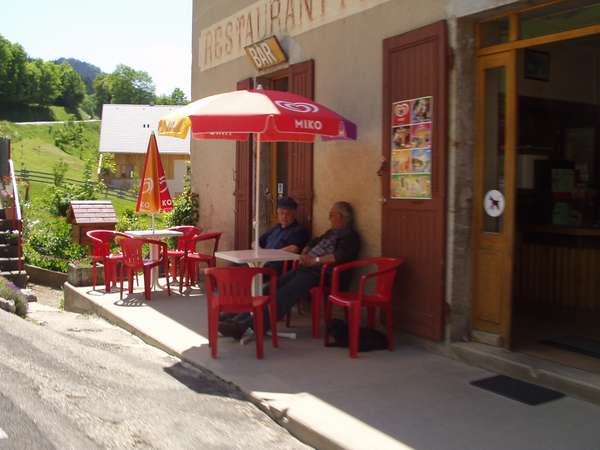 fichier 20050611_1425_003d512_vers_col_cucheron-0.jpg