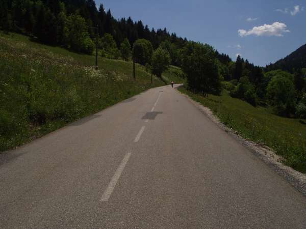 fichier 20050611_1428_d512_vers_col_cucheron-0.jpg