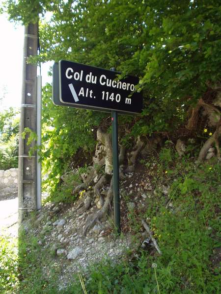 fichier 20050611_1443_002d512_vers_col_cucheron_panneau-0.jpg