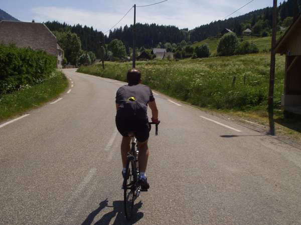 fichier 20050611_1530_d512_vers_col_porte-0.jpg