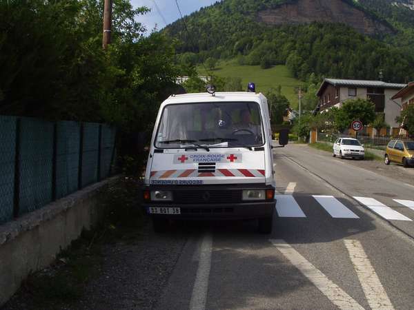 fichier 20050611_1637_d512_le_sappey_croix_rouge-0.jpg