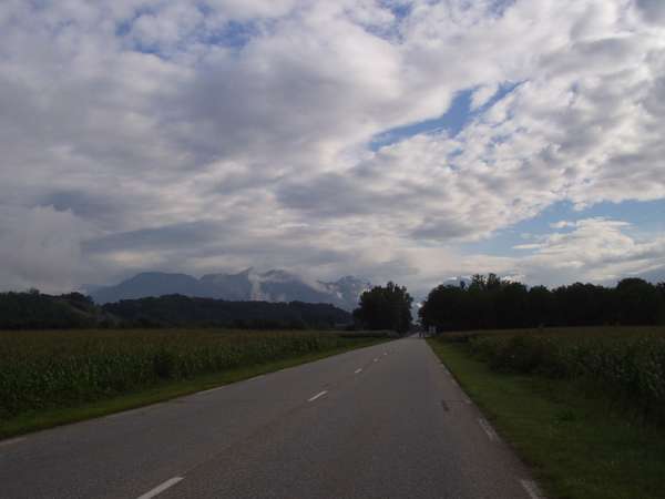 fichier 20050815_0903_n90_route_nuages-0.jpg