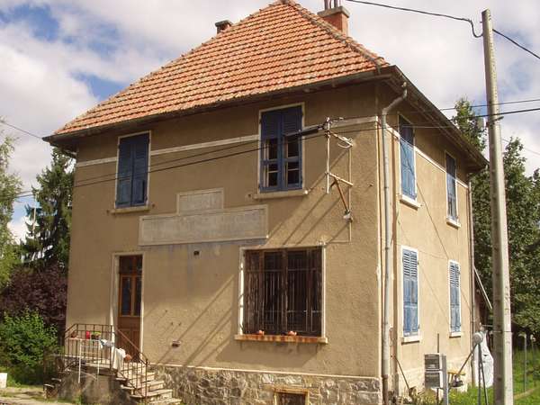 fichier 20050815_1052_la_table_ancienne_maison_ptt-0.jpg