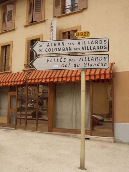 fichier 20050815_1326_d74_saint_etienne_de_cuines_panneau-0.jpg