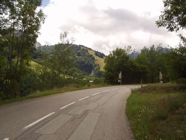 fichier 20050815_1414_d927_route-0.jpg