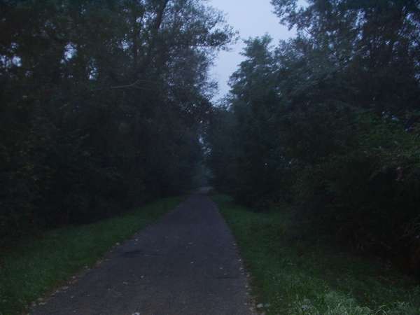 fichier 20050903_0641_001piste_cyclable_lever_jour-0.jpg