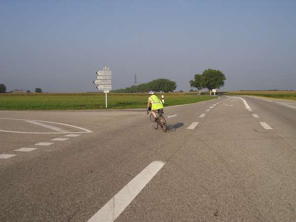 fichier 20050903_0910_001n532_carrefour_d125-0.jpg