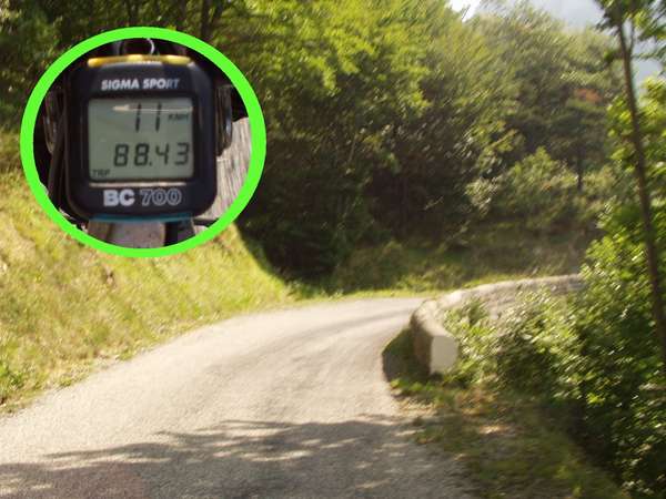 fichier 20050903_1109_001d101_route_km8a-0.jpg