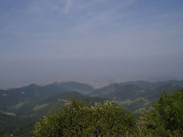 fichier 20050903_1132_002d101_vue_vallee_brume-0.jpg