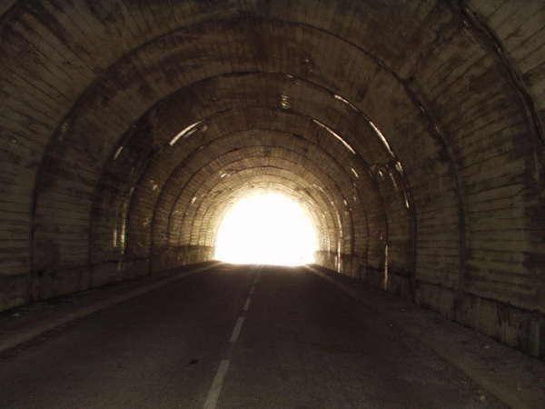 fichier 20050903_1250_001d199_dans_tunnel-0.jpg