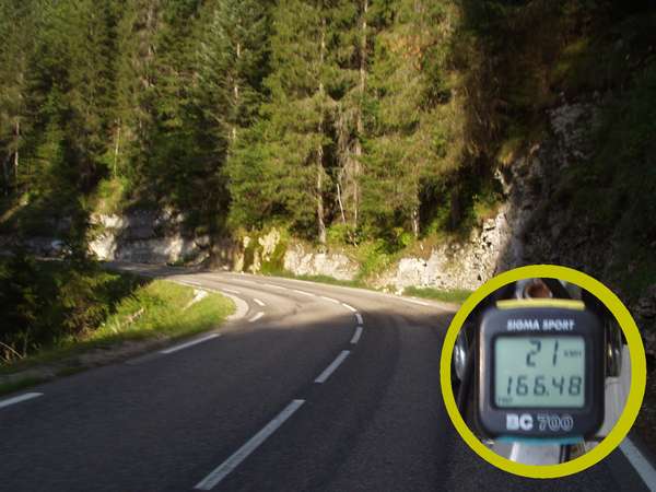 fichier 20050903_1753_d106_route_km3a-0.jpg