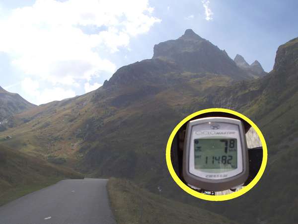 fichier 20050904_1518_d927_route_km18a-0.jpg