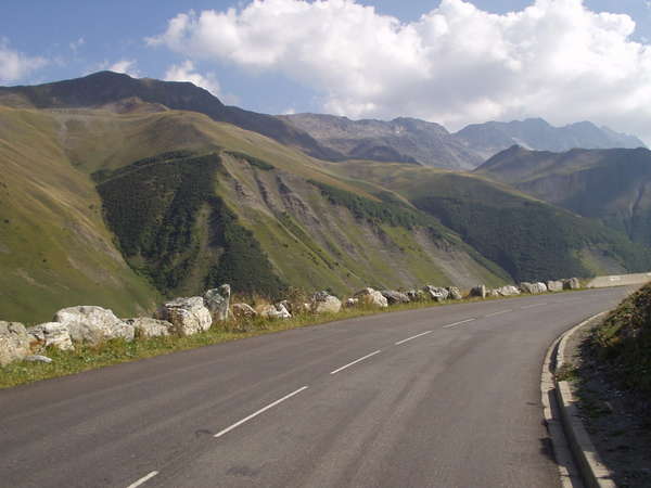 fichier 20050904_1622_d526_barrage_de_grand_maison-0.jpg