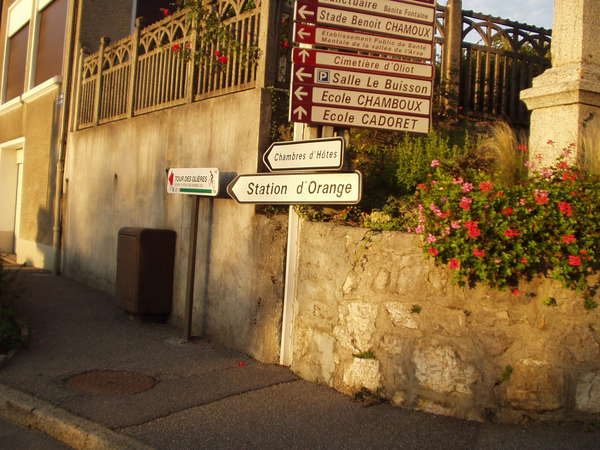 fichier 20050916_0749_002d2_panneau_orange-0.jpg