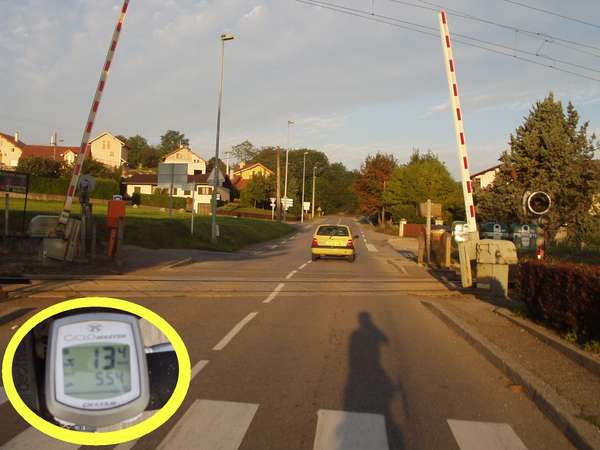 fichier 20050916_0751_003d2_route_passage_niveau1-0.jpg