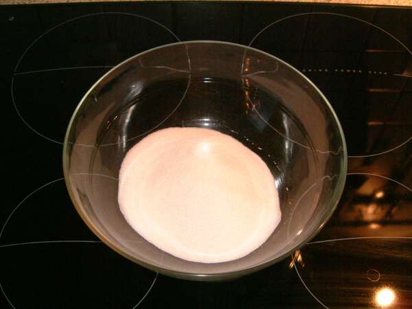 fichier 20050920_0735_002_250grs_sucre_jatte-0.jpg