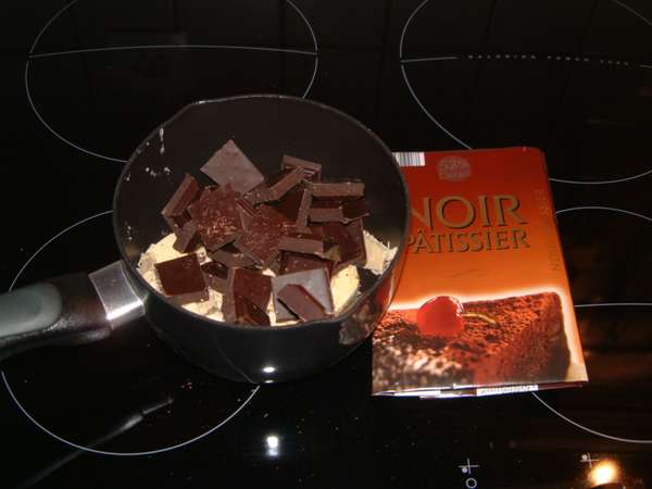 fichier 20050920_0739_casserolle_90grs_beurre_200grs_chocolat-0.jpg
