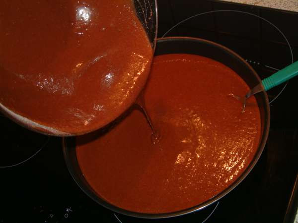 fichier 20050920_1837_002verser_preparation_moule_beurre_sucre-0.jpg