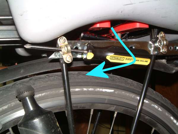 fichier 20051108_1930_visser_support_plomberie1-0.jpg