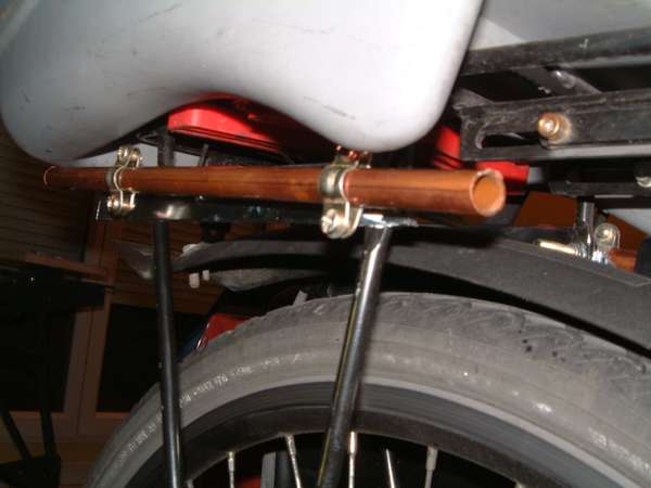 fichier 20051108_2018_fixation_support_cuivre_cote_droit-0.jpg