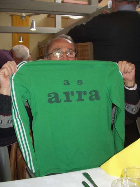 fichier 20051217_1254_ancien_maillot_asarra-0.jpg