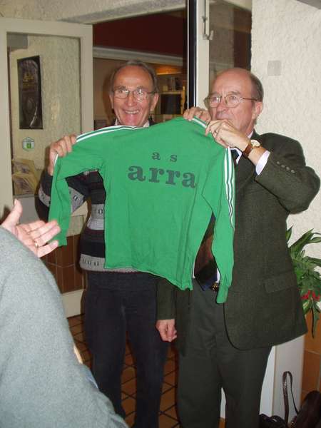 fichier 20051217_1455_001ancien_maillot_asarra-0.jpg