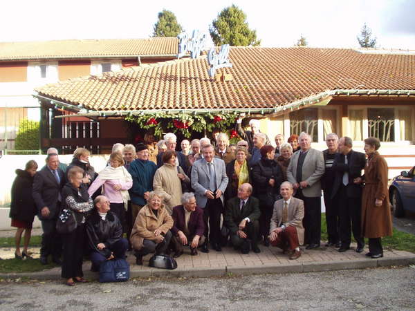 fichier 20051217_1505_002photo_de_groupe-0.jpg