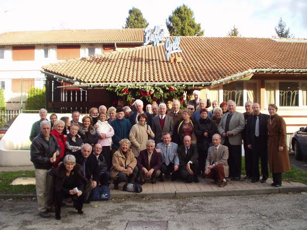 fichier 20051217_1505_003photo_de_groupe-0.jpg