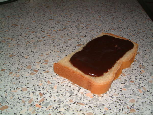 fichier 20060204_0912_002creme_marron_sur_tranche_brioche-0.jpg